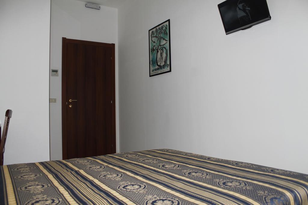 Hotel Luisa Milano Cameră foto