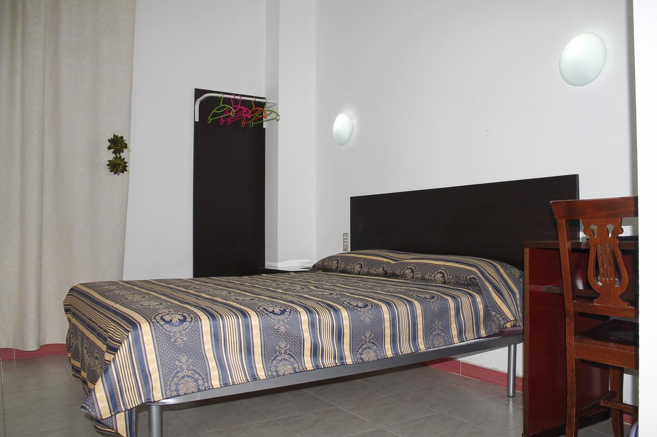 Hotel Luisa Milano Cameră foto