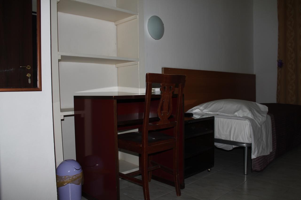Hotel Luisa Milano Cameră foto